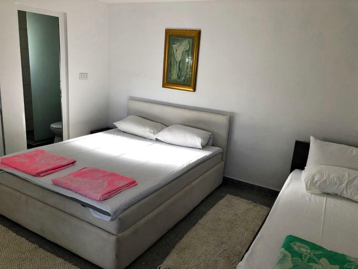 Apartments Lukrecia Neum Ngoại thất bức ảnh