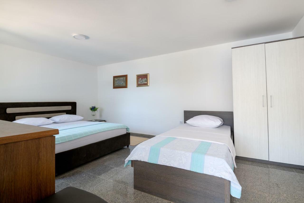 Apartments Lukrecia Neum Ngoại thất bức ảnh